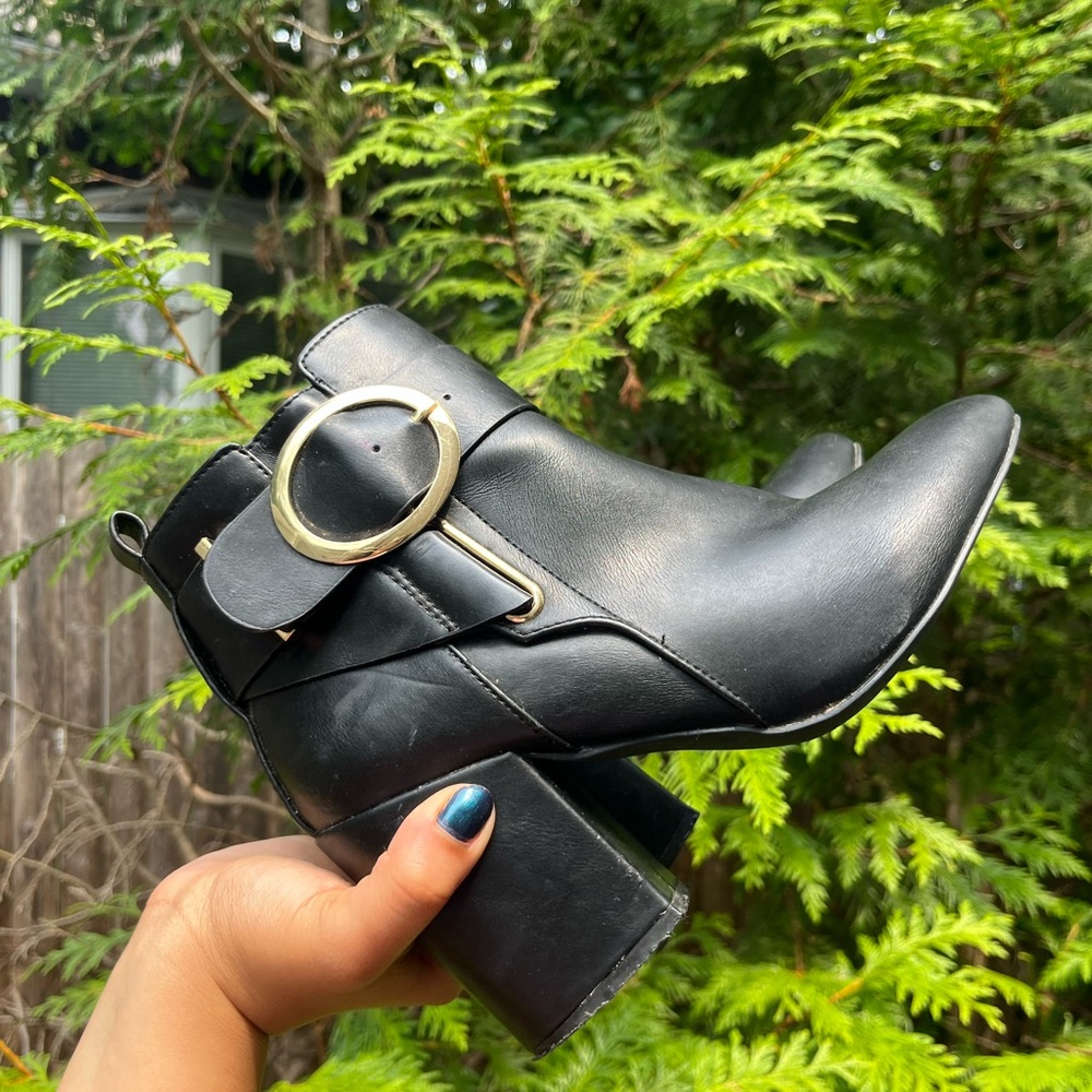 Elegant Black Ankle Boots with Gold Hardwear (Womens Size 8)